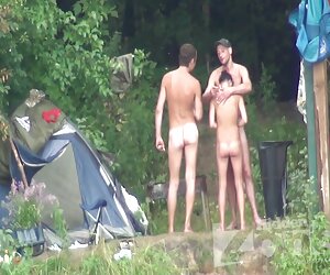 Ayakkabı için bir genç worker oral seks erotik porno izle bedava ve bir yüz