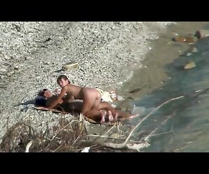 Çok ateşli bir bedava porno seyret kız.