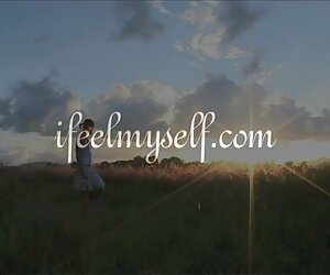 Çok sevimli bedava lorno izle utangaç sarışın şeritler n gösterileri memeler kapmak ve göt